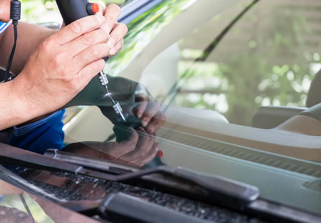 Windshield repair Etobicoke