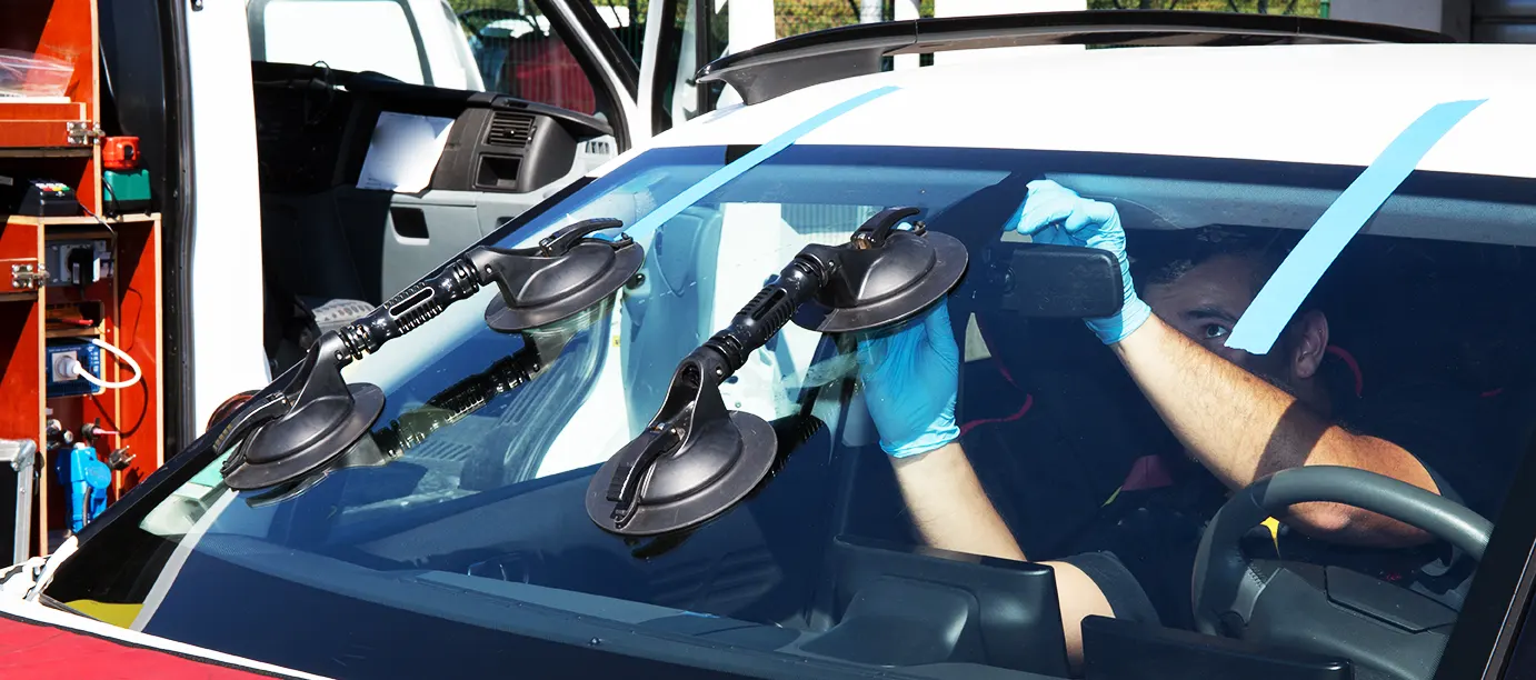 Doctor windshield- Mobile Windshield Repair
